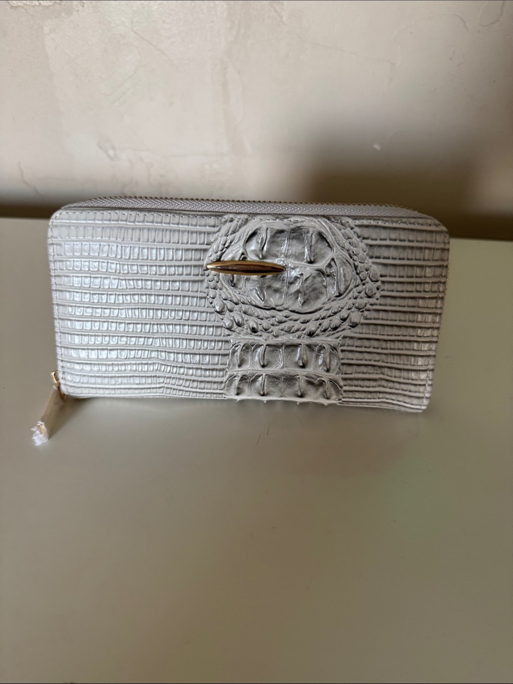 Croc-Embossed White Zip Wallet with Gold Bar Detail